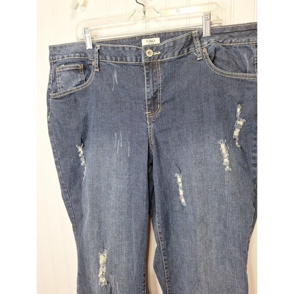 Cato Woman 22W Distressed Destroyed Jeans Pockets Logo Stretch Straight Leg Blue - Picture 5 of 11